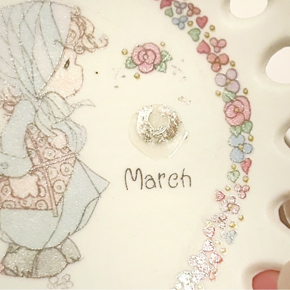 Vintage 1994 Precious Moments Miniature Ceramic Decorative Plate March Flowers - Picture 7 of 10